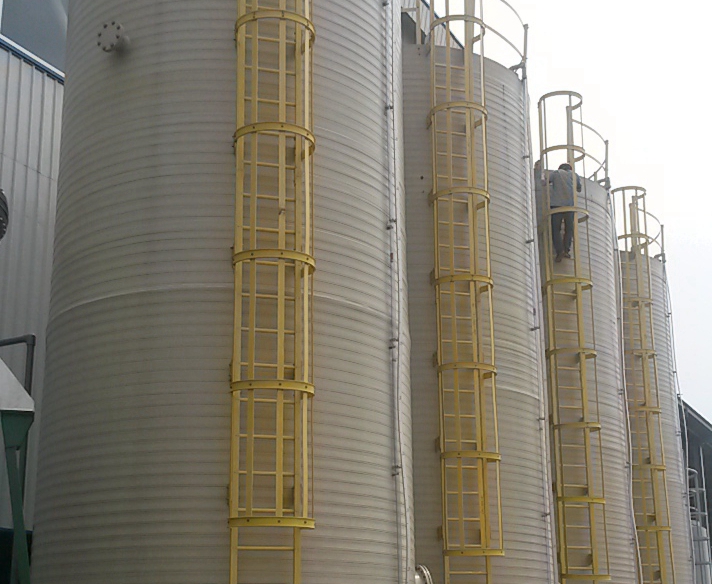 新安化工選用草莓视频在线PPH儲罐（guàn）、磁力泵