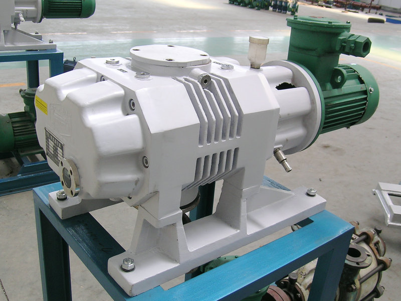 你知（zhī）道（dào）真正影（yǐng）響羅茨真空泵工作效率的四大因素是什麽嗎？