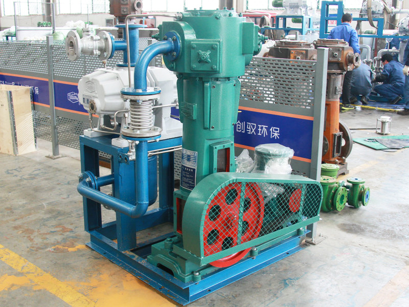 JZJWLW係列羅茨無（wú）油立式成套真（zhēn）空（kōng）機組