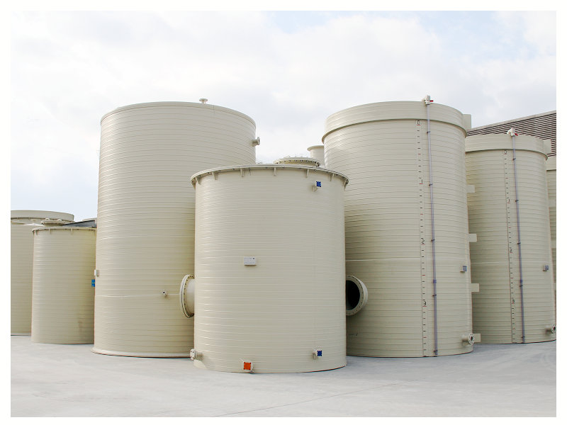 PPH/HDPE係列螺旋纏（chán）繞（rào）防腐儲罐成型設備